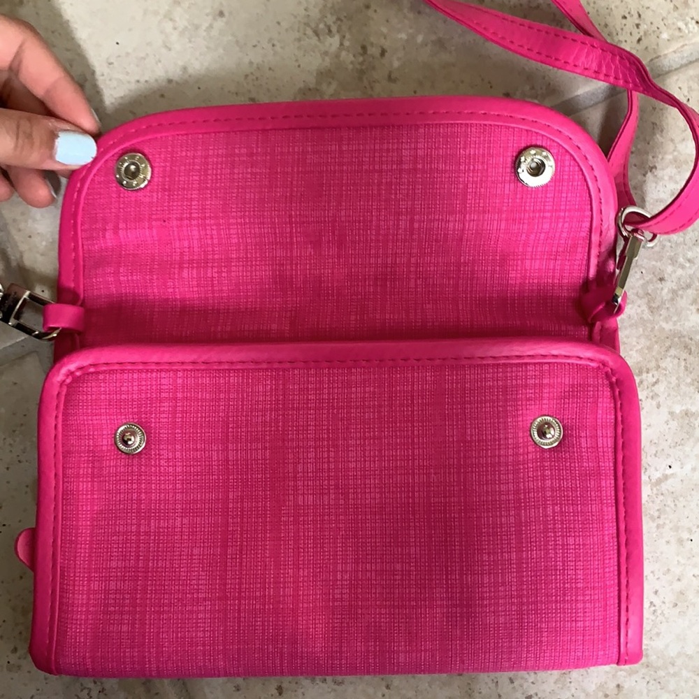 Pink purse - Picture 2 of 3